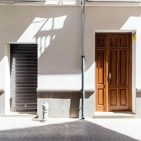 Estudio Reformado En Centro * Granada