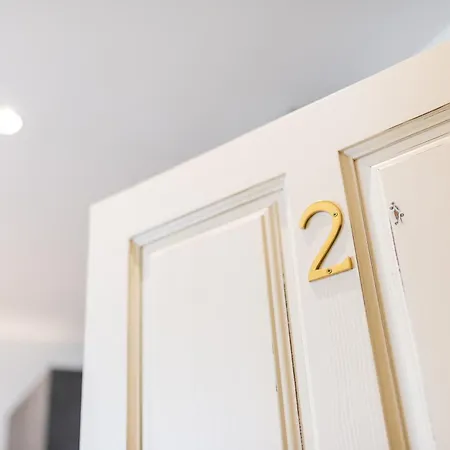 Estudio Reformado En Centro
